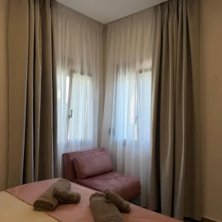 Petra Mare Boutique 1